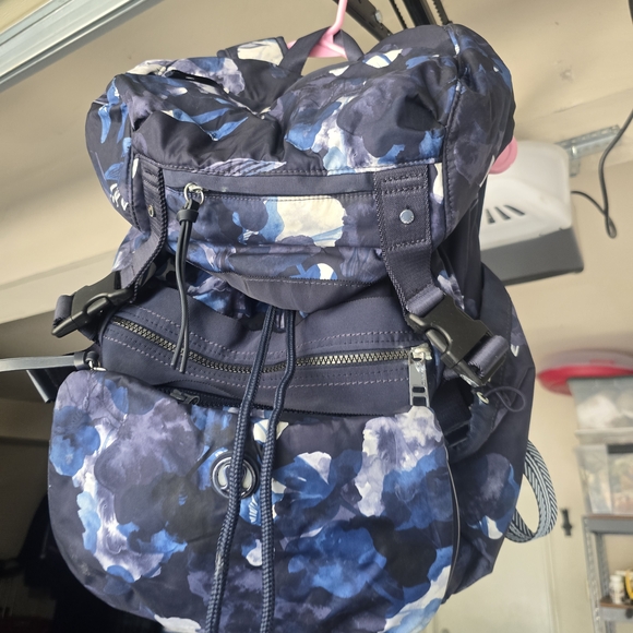 lululemon athletica Blue and Black Backpack Multi-Compartment Durable